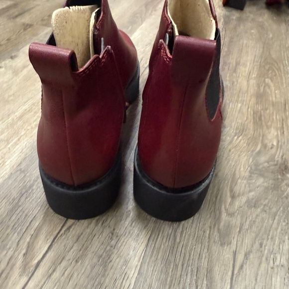 Franco Sarto Burgundy Leather Mini Boots Size 9 - Picture 5 of 6